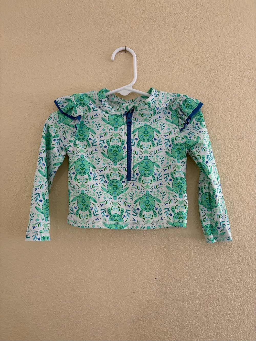 Tommy Bahama Green Turtle Print Long-Sleeve Swim Rashguard